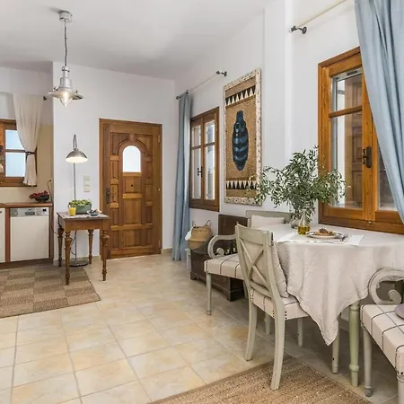 Arokaria Seafront Apartment *