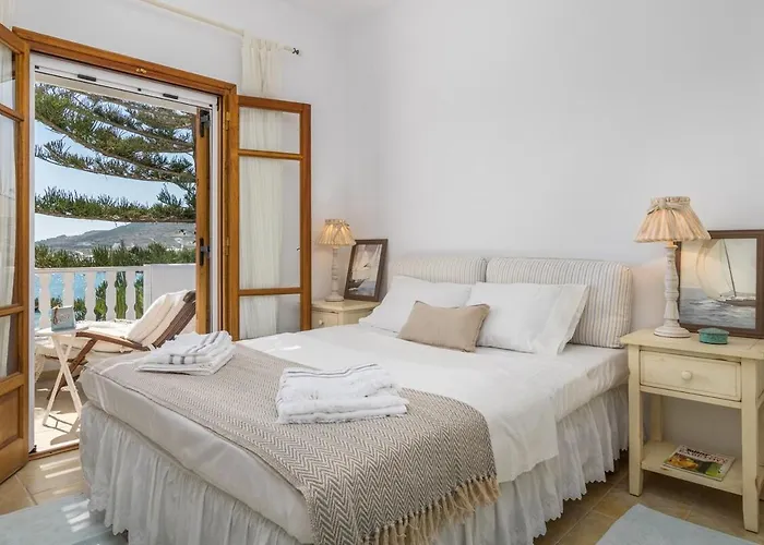 Arokaria Seafront Pollonia