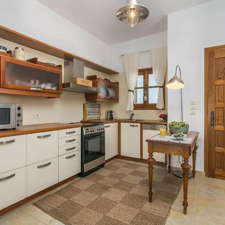 Arokaria Seafront 폴로니아